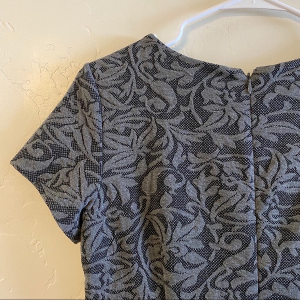 Ann Taylor Petite Gray Lace Knit Sheath Dress Small - Picture 5 of 8